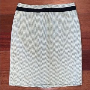 Printed pencil skirt